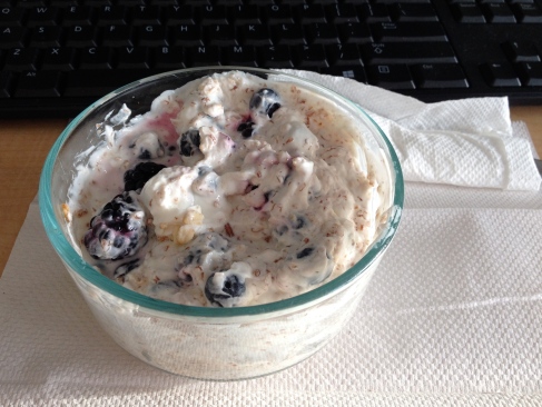 Greek yogurt overnight oats